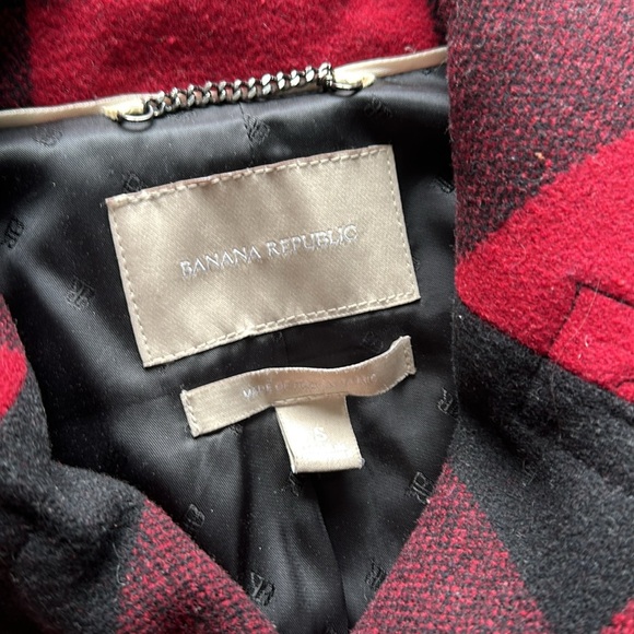 Banana Republic peacoat - Picture 4 of 6